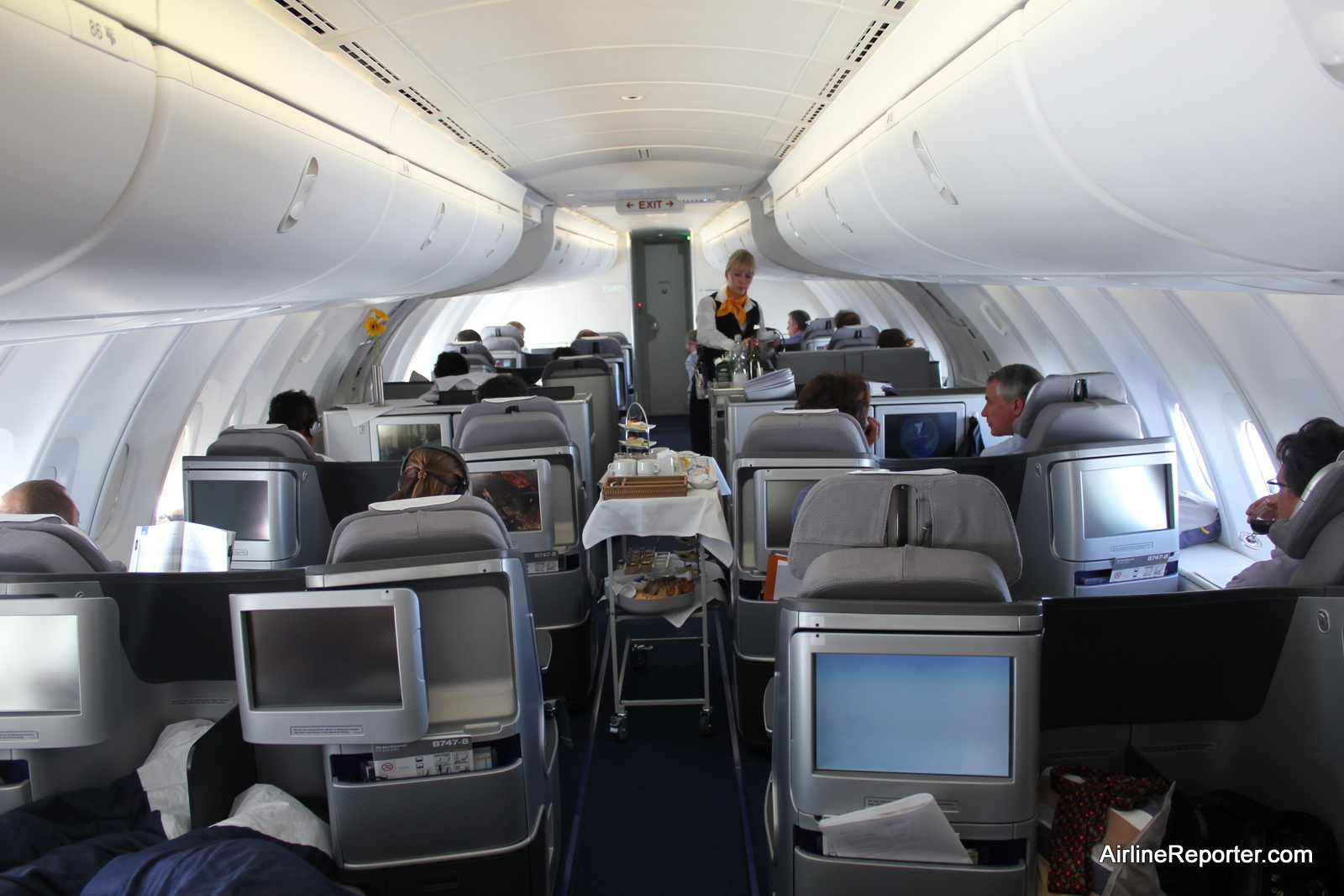 boeing 747 lufthansa seating