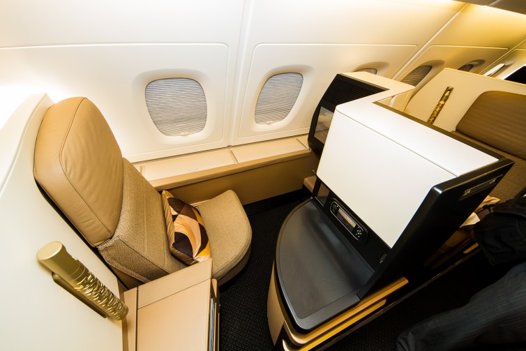 Business Class Reimagined Etihad Airways A380 Business Studio Review Airlinereporter Airlinereporter