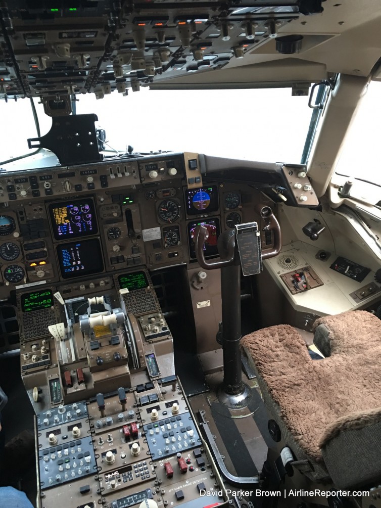 757 cockpit tour