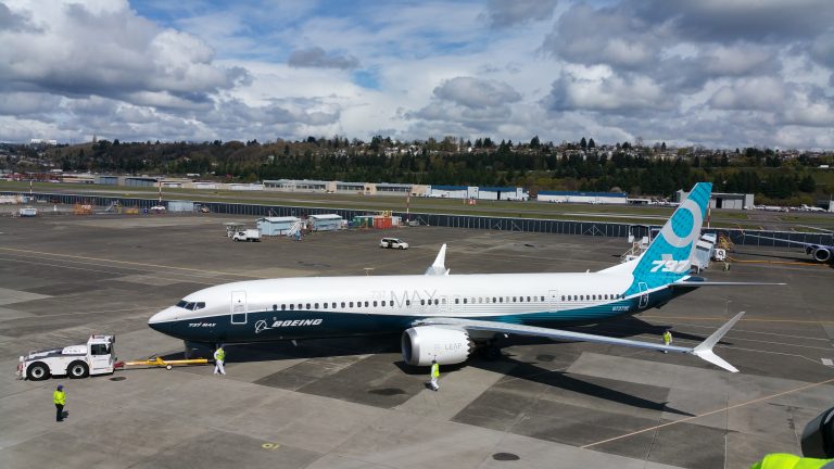 First Flight of Boeing’s 737 MAX 9 Achieves All But One Goal ...