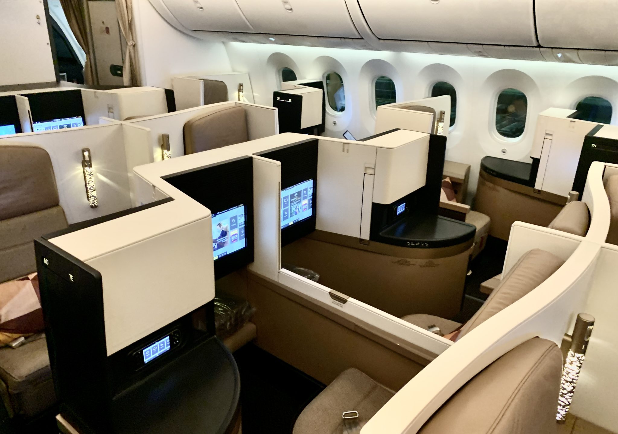 Review Etihads 787 Dreamliner Business Class Airlinereporter 