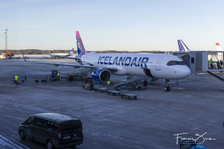 Icelandair's first A321LR, TF-IAA, at a gate at Stockholm Arlanda Airport following its inaugural revenue flight from KEF